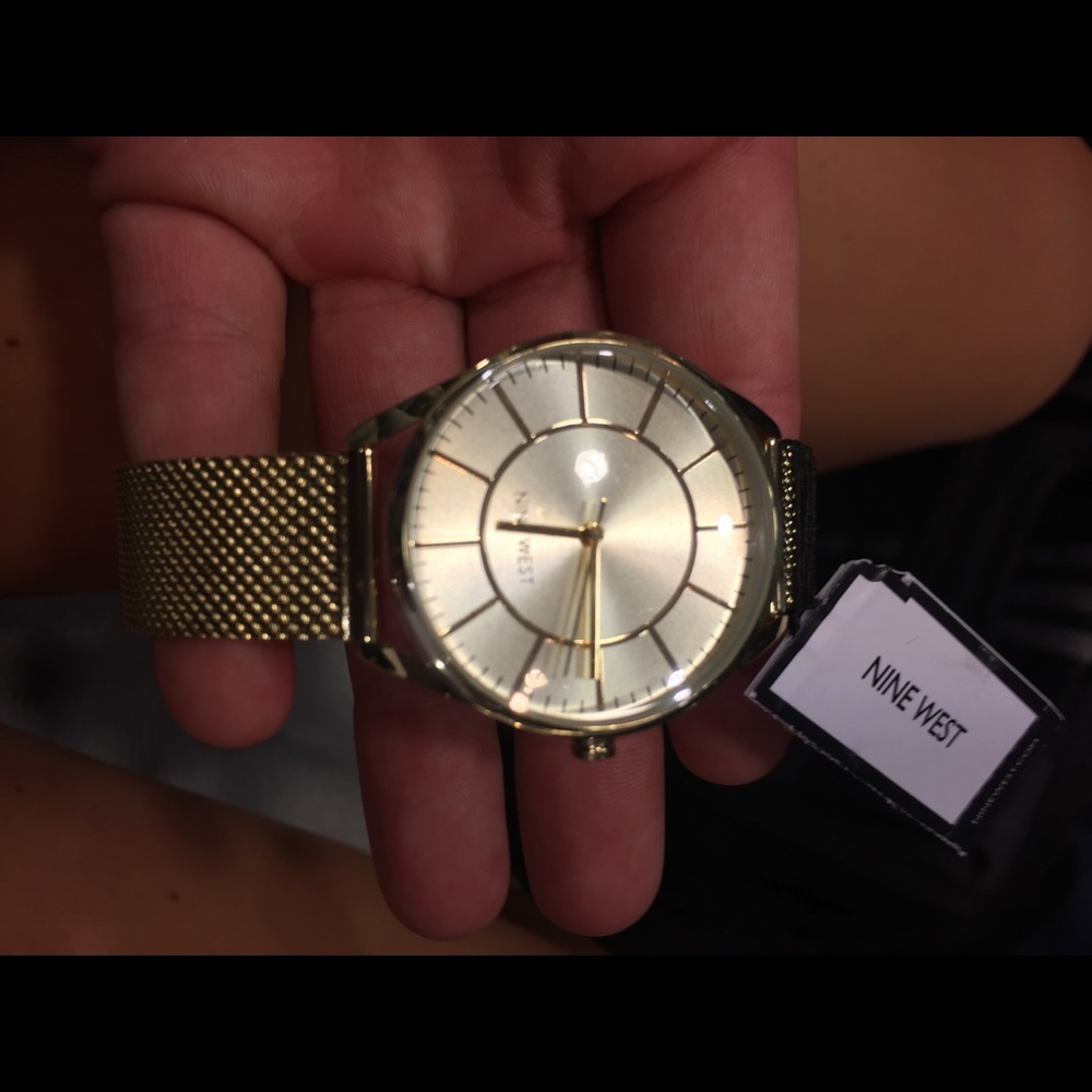 Brand new women’s Nine West watch - Picture 3 of 4